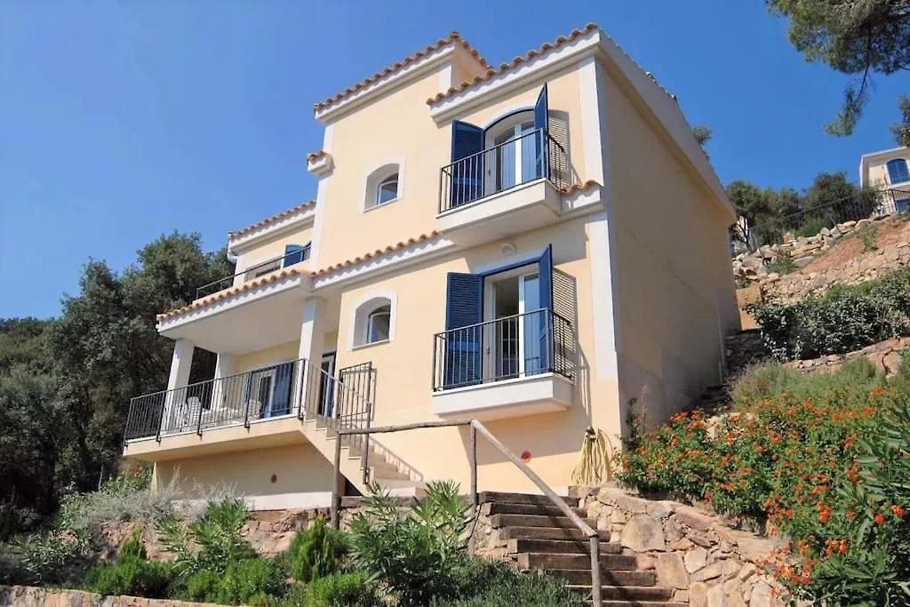 Beautiful Villa In サンタ・クリスティーナ・ダロ