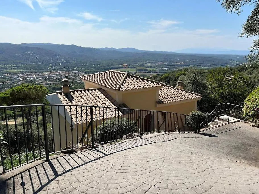 Beautiful Villa In סנטה כריסטינה ד'ארו