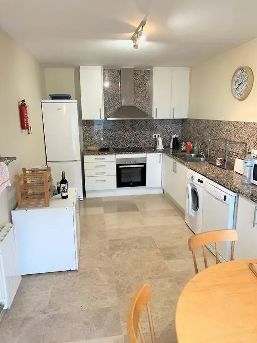 Beautiful Villa In סנטה כריסטינה ד'ארו 0*,  ספרד